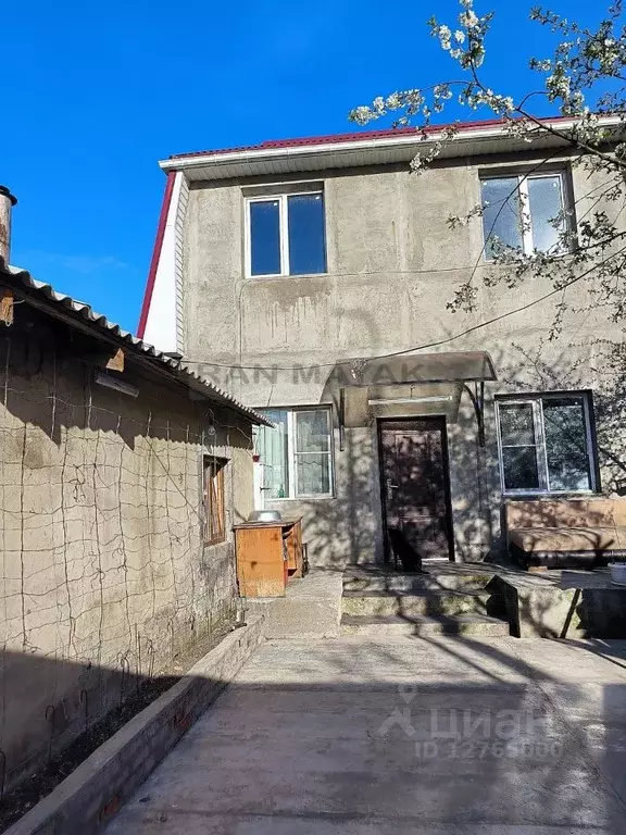 Дом в Адыгея, Майкоп Курганная ул., 123 (95 м) - Фото 1