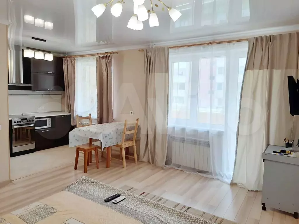 1-к. квартира, 38 м, 4/9 эт. - Фото 1