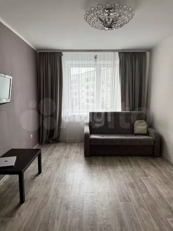 1-к. квартира, 40,6 м, 3/9 эт. - Фото 1
