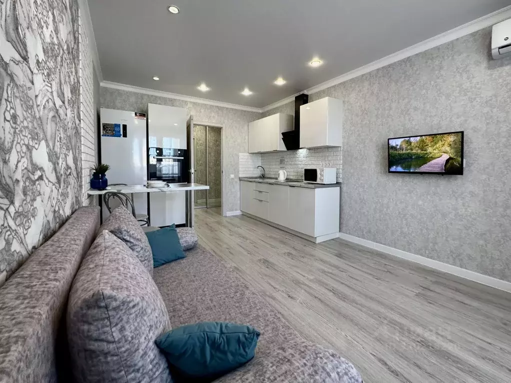 1-к кв. Оренбургская область, Оренбург Северный проезд, 24/1 (50.0 м) - Фото 1