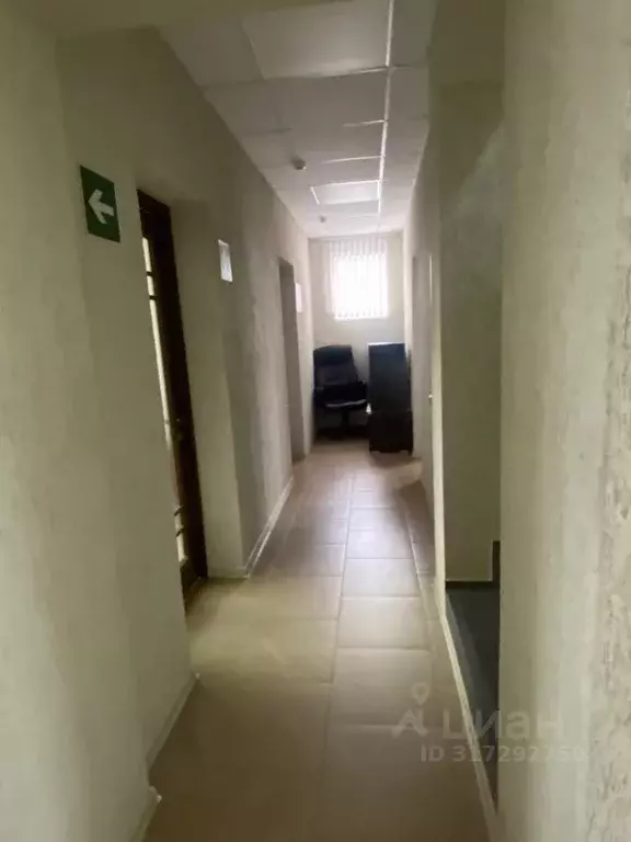 Помещение свободного назначения в Адыгея, Майкоп ул. Юннатов, 9 (175 ... - Фото 0