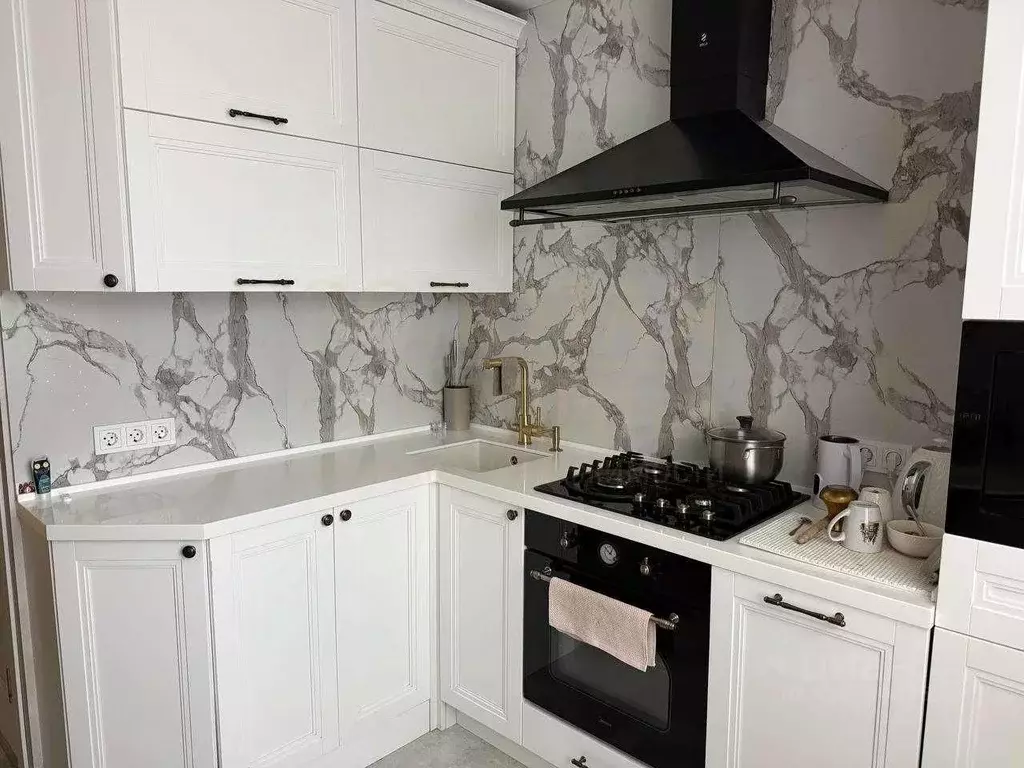 4-к кв. Белгородская область, Белгород ул. Чехова, 7 (84.0 м) - Фото 2