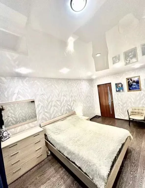 3-к кв. Коми, Сыктывкар просп. Бумажников, 53В (69.0 м) - Фото 0
