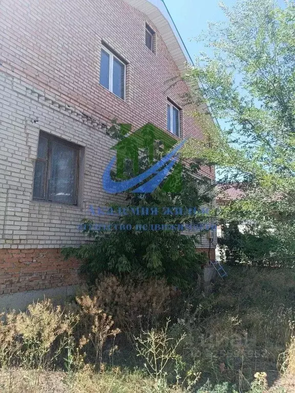 Дом в Оренбургская область, Орск пос. Мостострой, ул. Малиновая, 31 ... - Фото 1