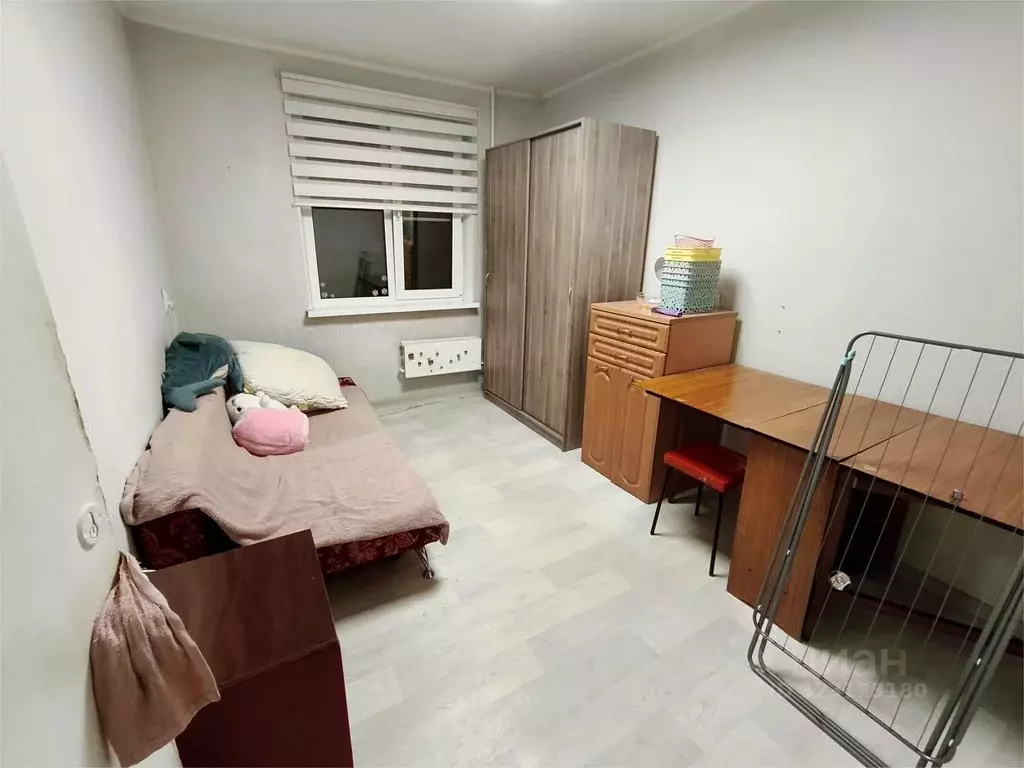 Комната Свердловская область, Екатеринбург ул. Тверитина, 19 - Фото 1