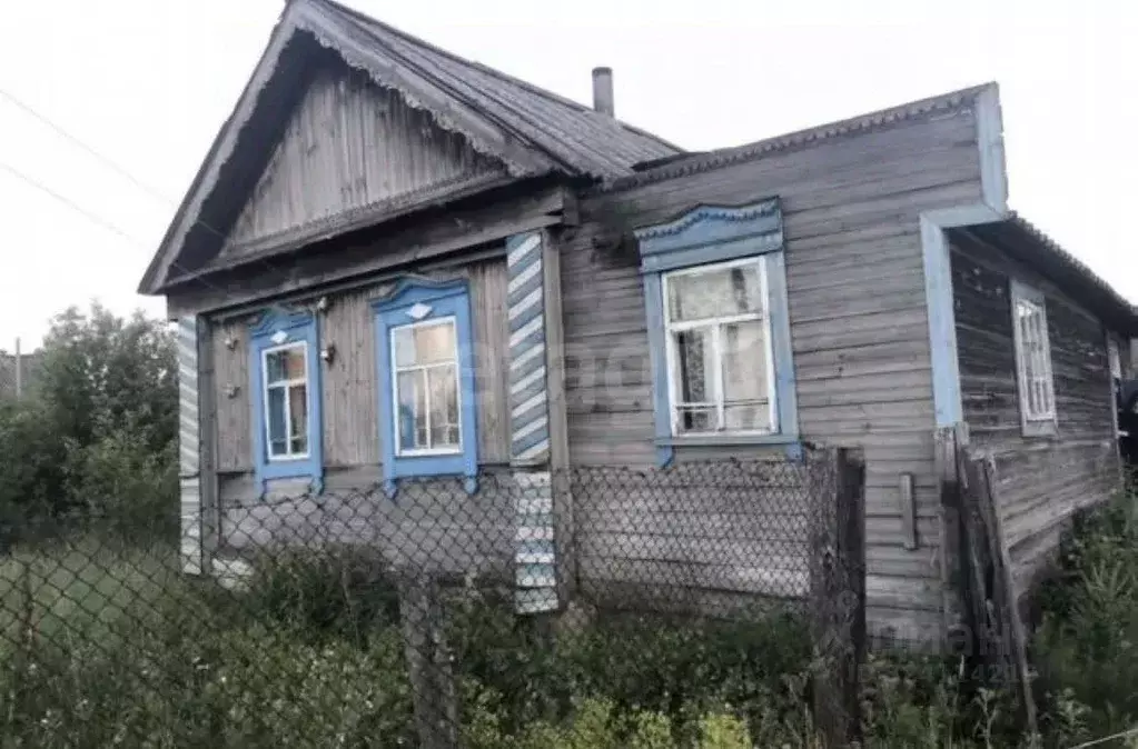 Дом в Ульяновская область, Чердаклинский район, Белоярское с/пос, с. ... - Фото 1