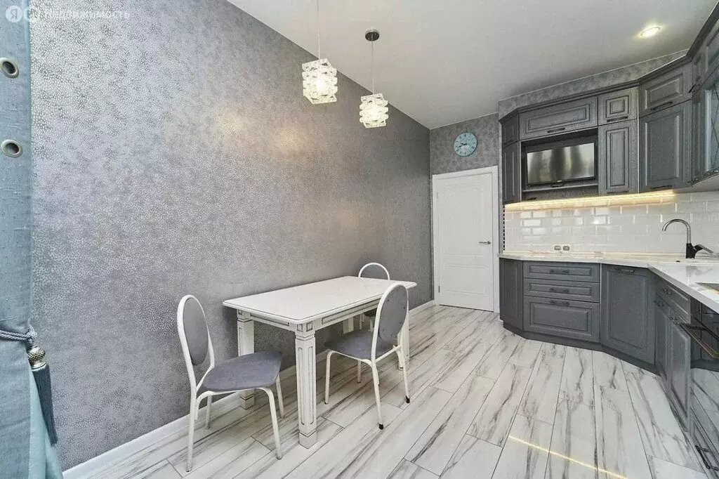 1-комнатная квартира: Краснодар, улица Новаторов, 20 (56 м) - Фото 1
