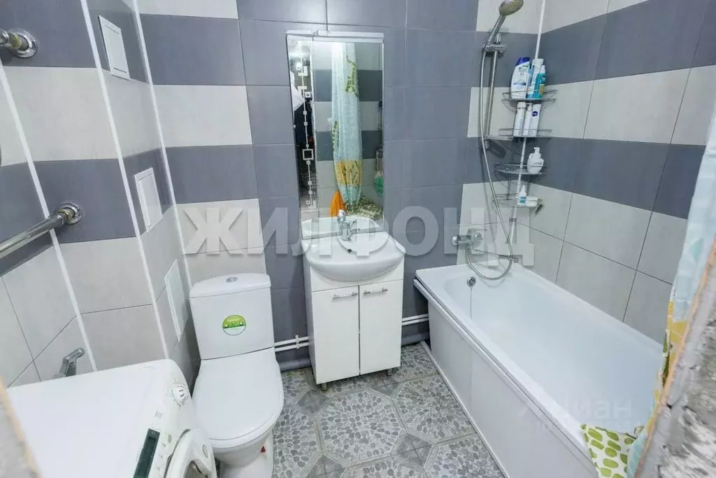 1-к кв. Брянская область, Брянск Брянский пер., 69 (42.4 м) - Фото 2