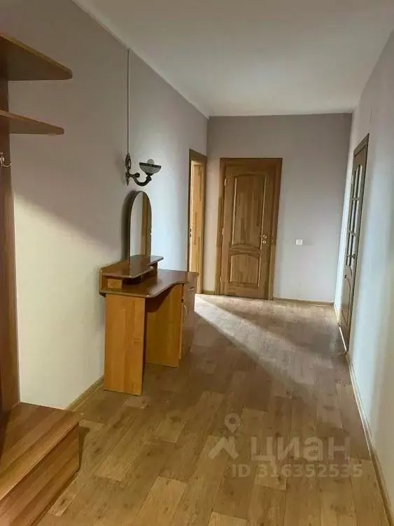 2-к кв. Иркутская область, Иркутск ул. Гоголя, 11 (68.3 м) - Фото 0