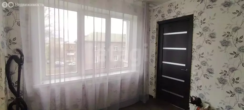 4-комнатная квартира: Ачинск, улица Чкалова, 43 (58.6 м) - Фото 0