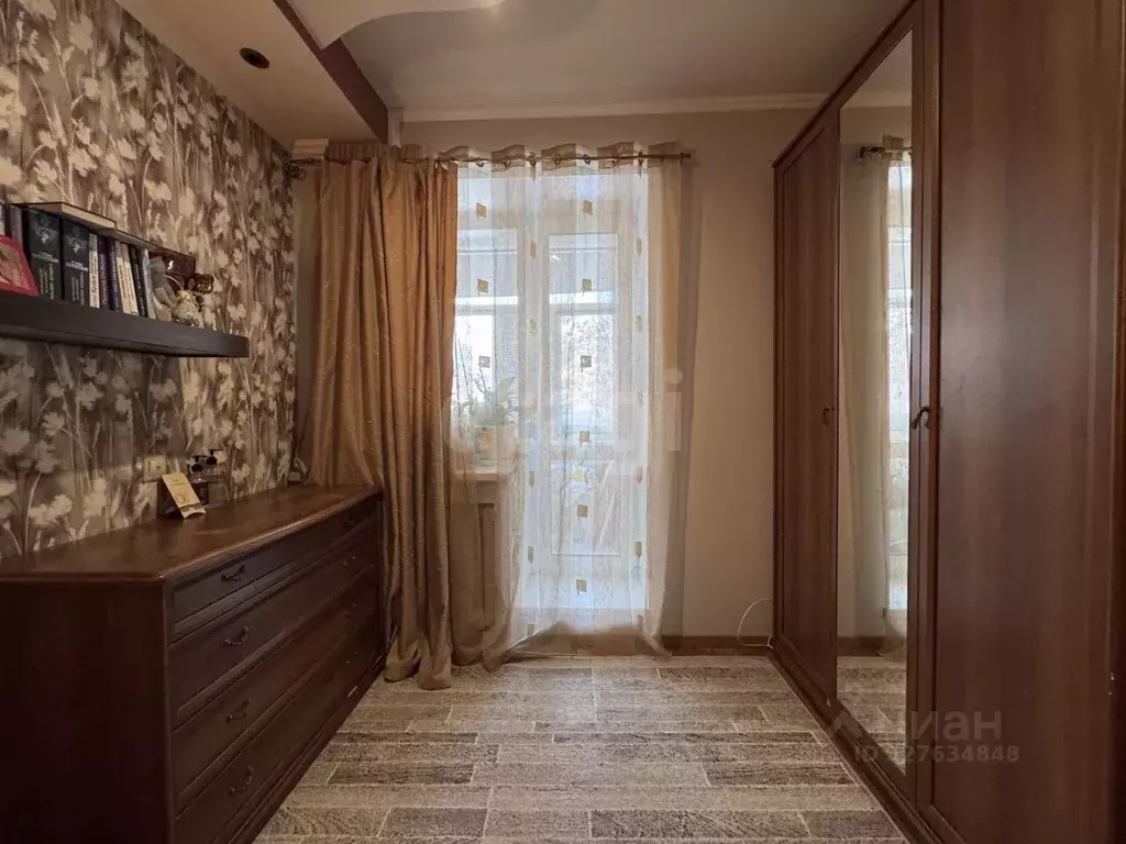 3-к кв. Ханты-Мансийский АО, Сургутский район, Барсово пгт Апрельская ... - Фото 2