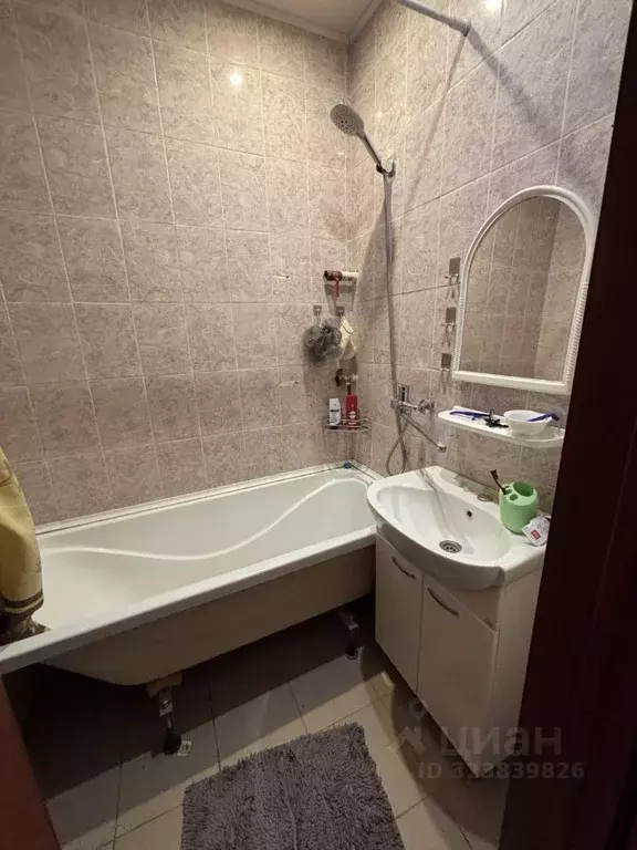 2-к кв. Брянская область, Брянск 2-й Советский пер., 7а (55.1 м) - Фото 2