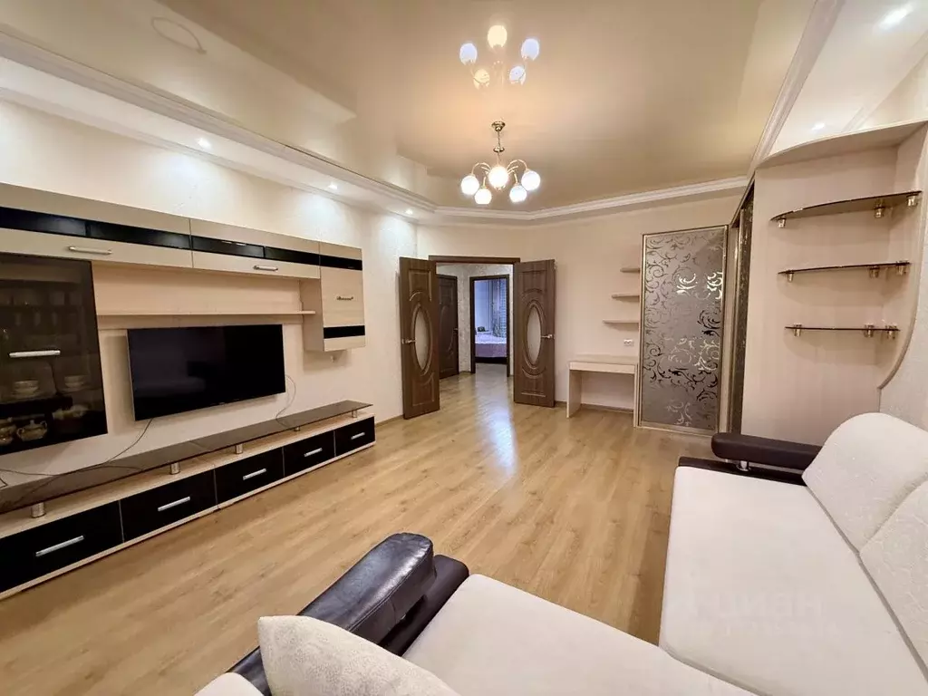 2-к кв. Кировская область, Киров Орловская ул., 4 (63.8 м) - Фото 2