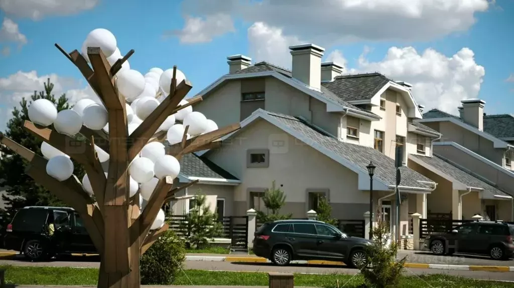 Дом в Татарстан, Казань ул. Олега Лундстрема, 1 (270 м) - Фото 1