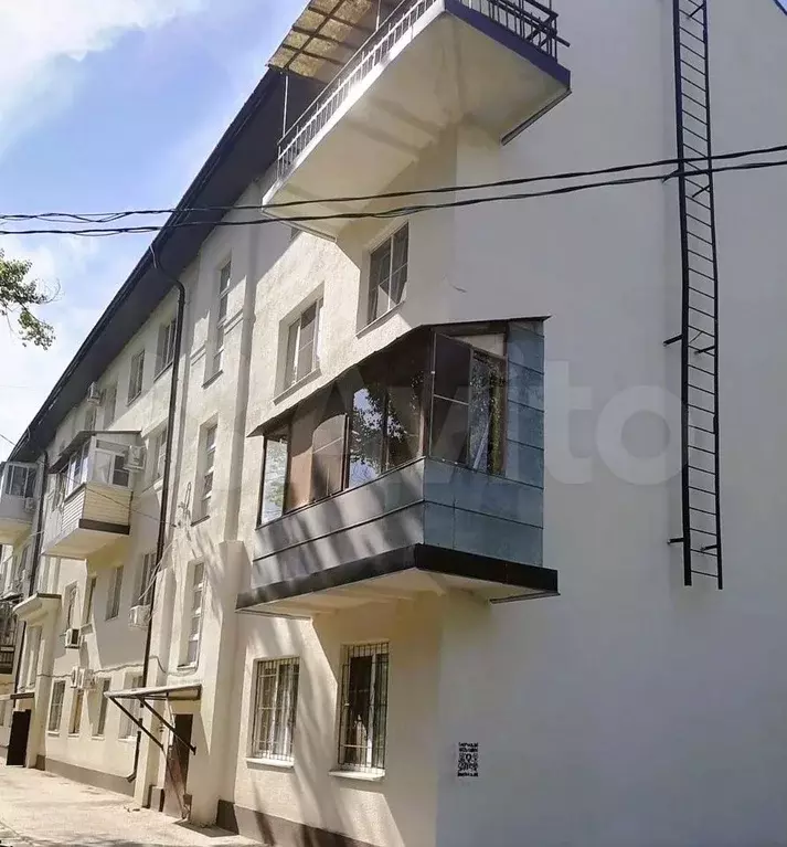 Комната 19,5 м в 3-к., 4/4 эт. - Фото 0