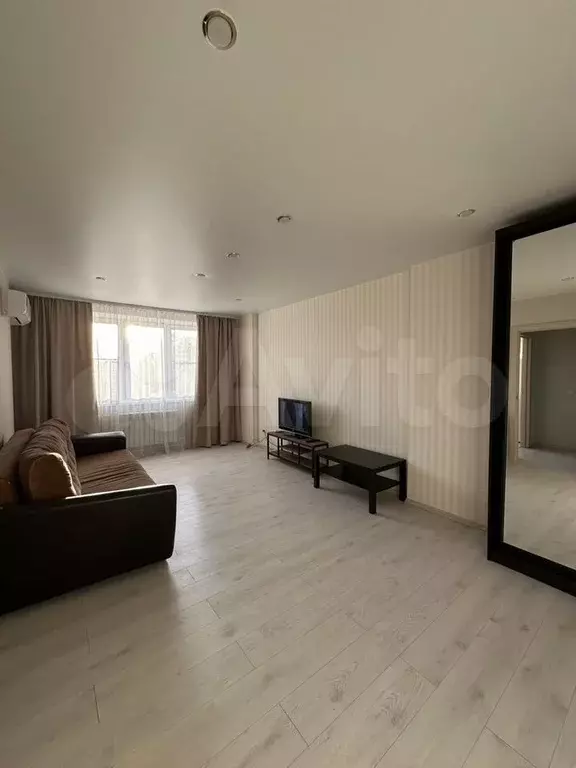 1-к. квартира, 40 м, 3/10 эт. - Фото 0