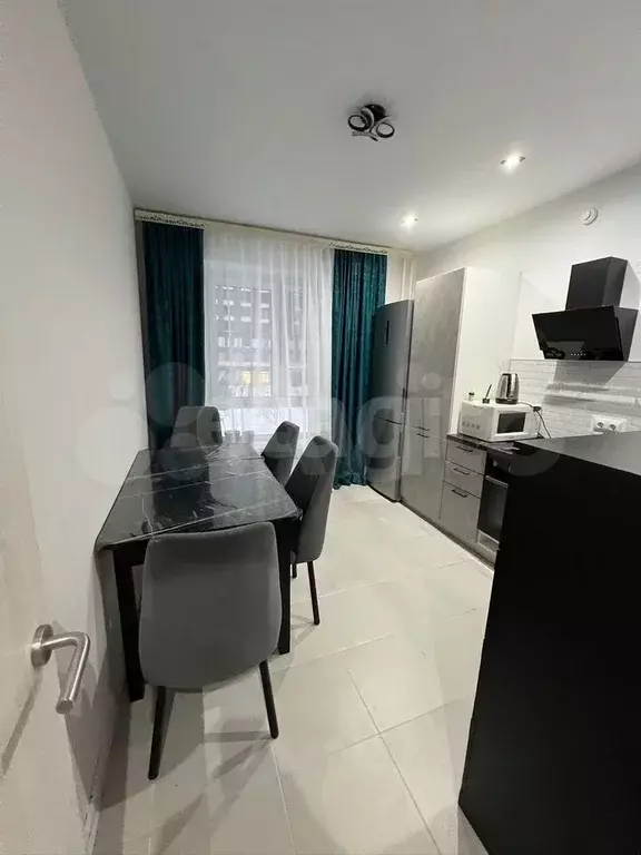 2-к. квартира, 51 м, 2/25 эт. - Фото 1