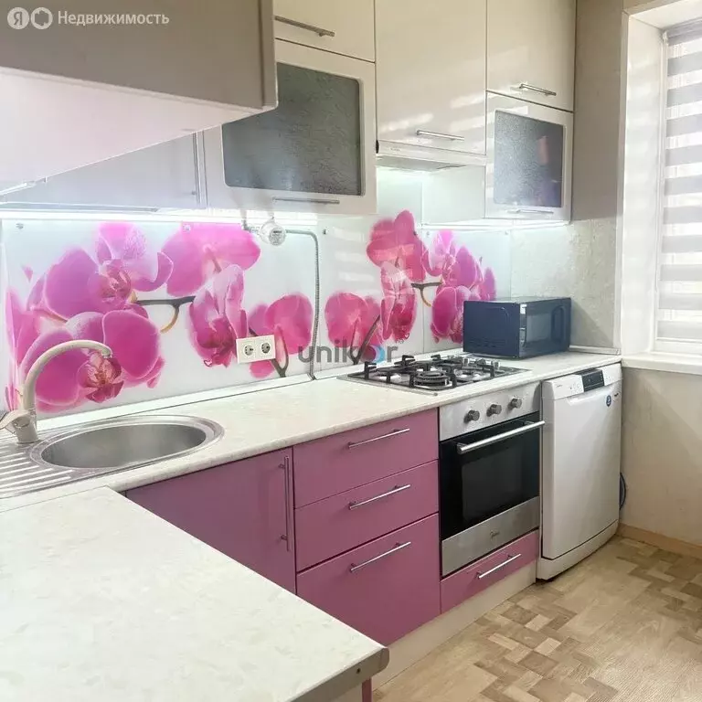 3-комнатная квартира: Уфа, улица Натальи Ковшовой, 4 (74.3 м) - Фото 2