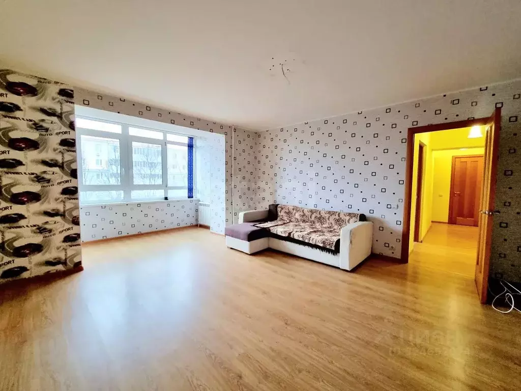 4-к кв. Смоленская область, Ярцево просп. Металлургов, 26 (98.0 м) - Фото 1