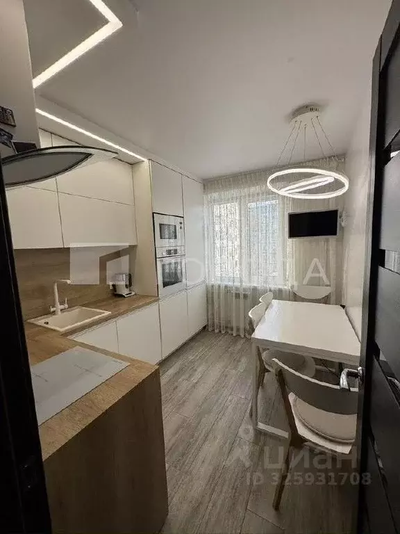 3-к кв. Алтайский край, Барнаул ул. Энтузиастов, 40 (69.0 м) - Фото 1