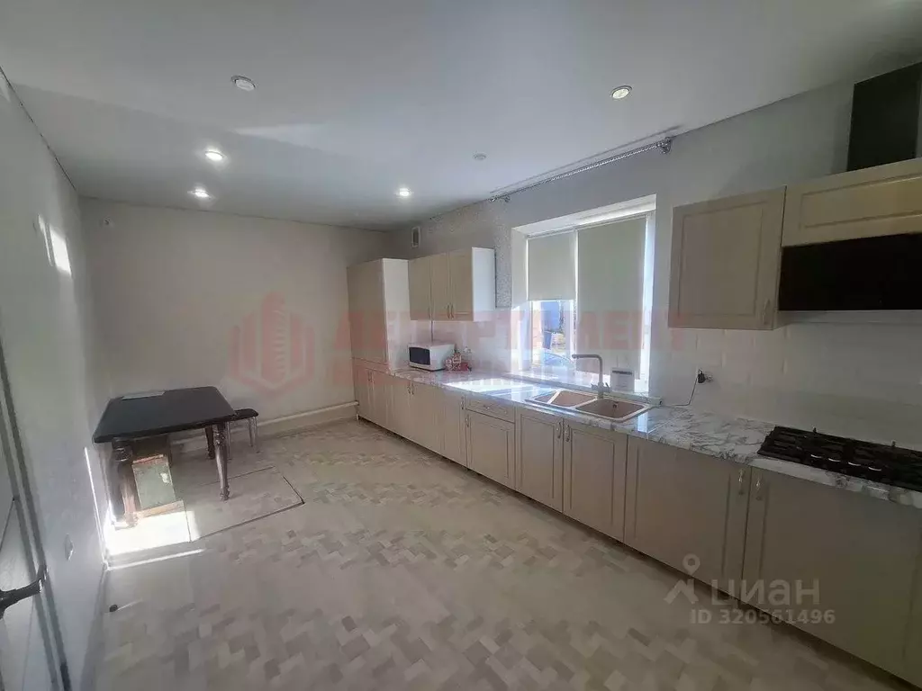 Дом в Астраханская область, Астрахань с. Новолесное, ул. 6-я ... - Фото 1