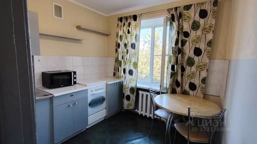 2-к кв. Волгоградская область, Волжский Набережная ул., 59 (41.9 м) - Фото 1