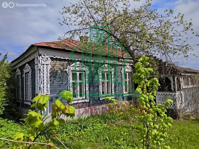 Дом в село Белые Колодези, Школьная улица (180 м) - Фото 0