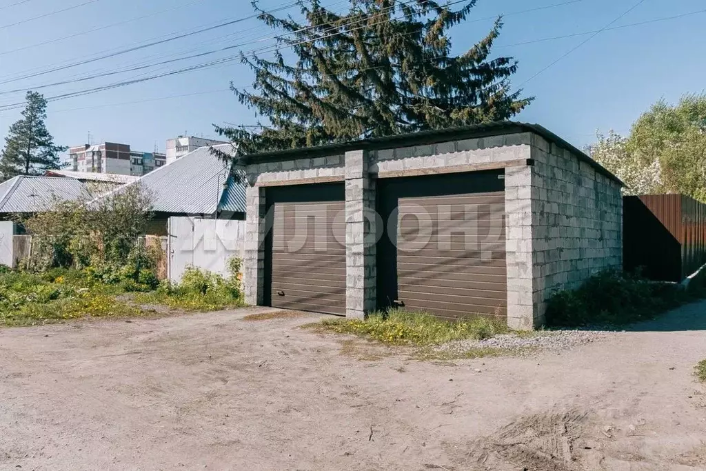 Дом в Новосибирская область, Новосибирск Районная ул. (97 м) - Фото 1