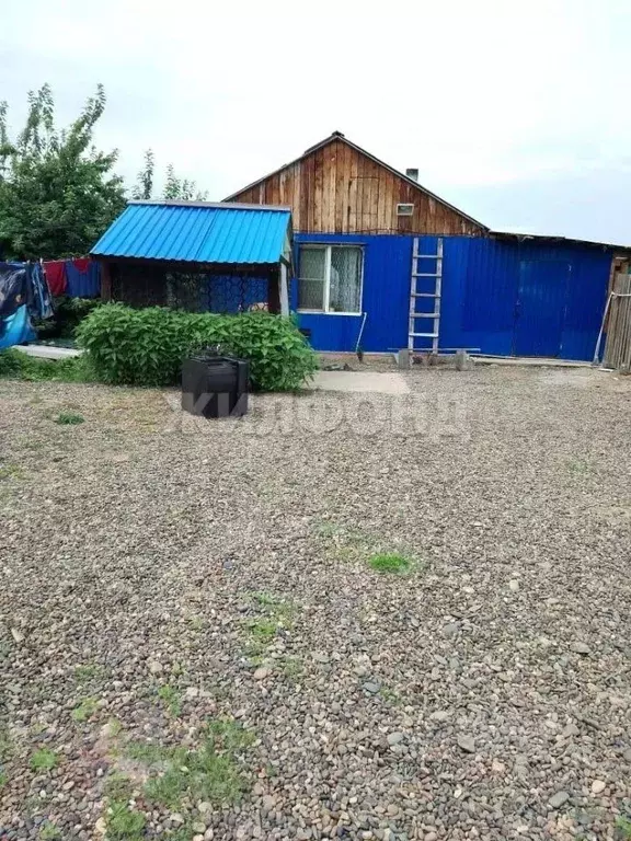 Дом в Хакасия, Усть-Абаканский район, Райков аал Трудовая ул. (50 м) - Фото 1