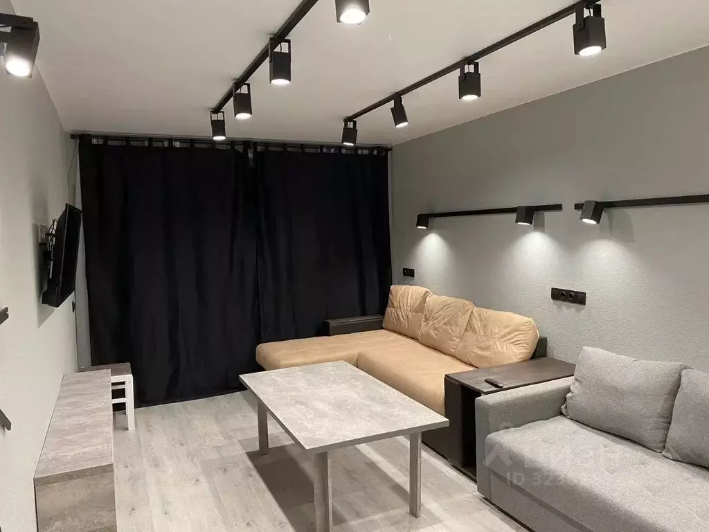 2-к кв. Мурманская область, Апатиты ул. Зиновьева, 15 (44.0 м) - Фото 1