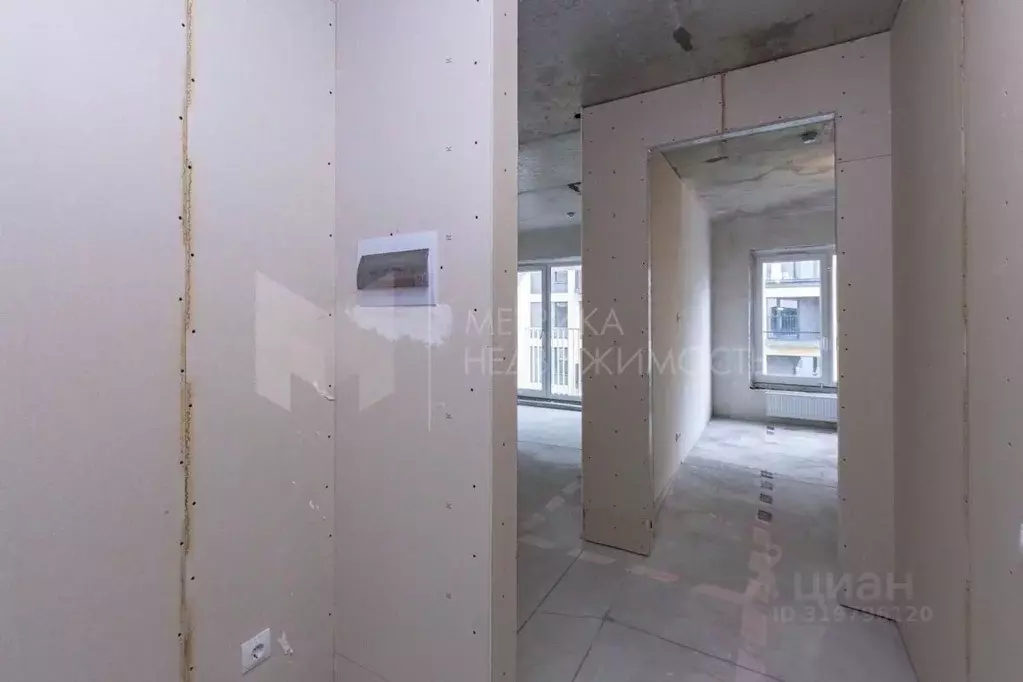 1-к кв. Тюменская область, Тюмень ул. Газовиков, 40 (46.7 м) - Фото 0