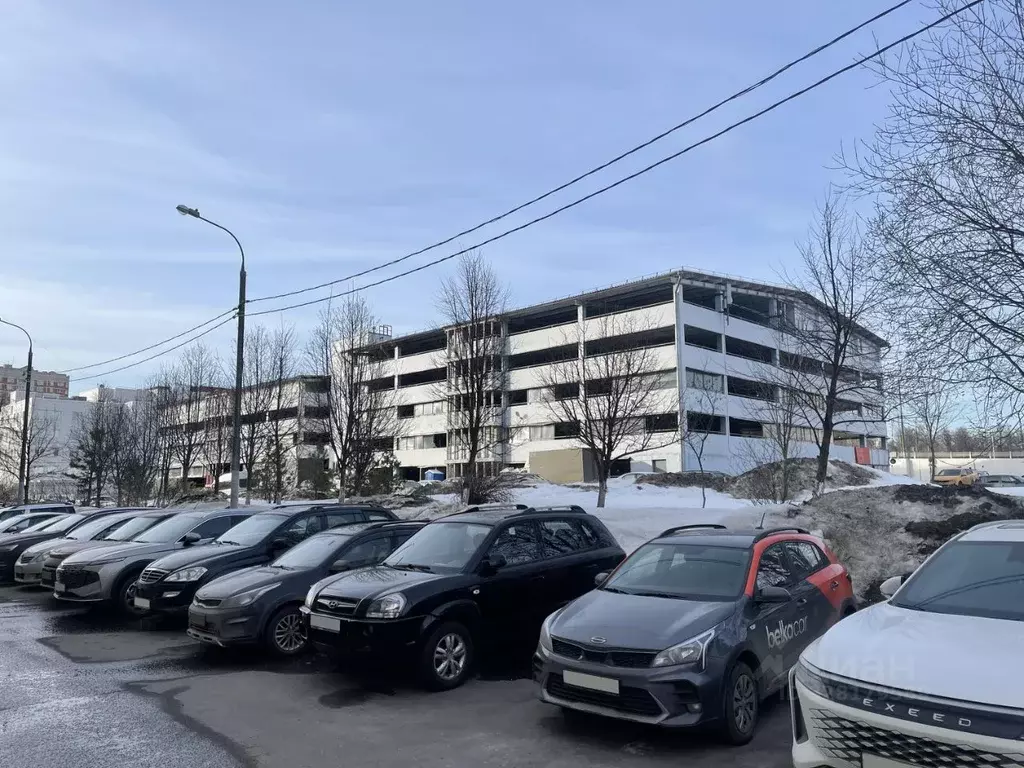 Гараж в Москва ул. Маршала Савицкого, 4 (12 м) - Фото 2