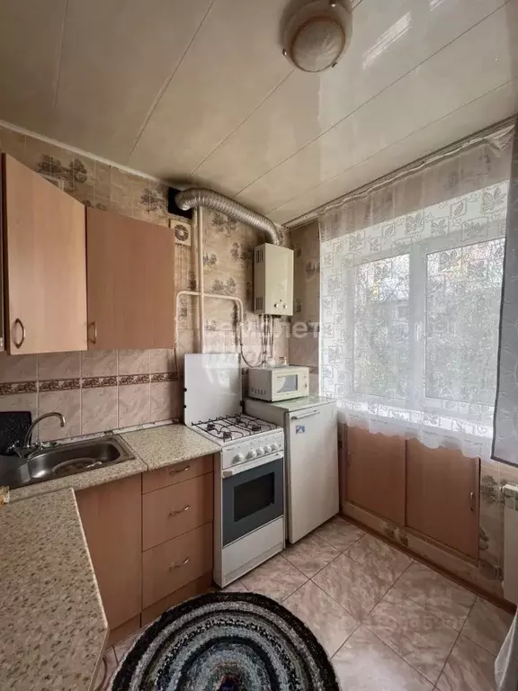1-к кв. Брянская область, Брянск пер. Фокина, 10 (35.0 м) - Фото 0