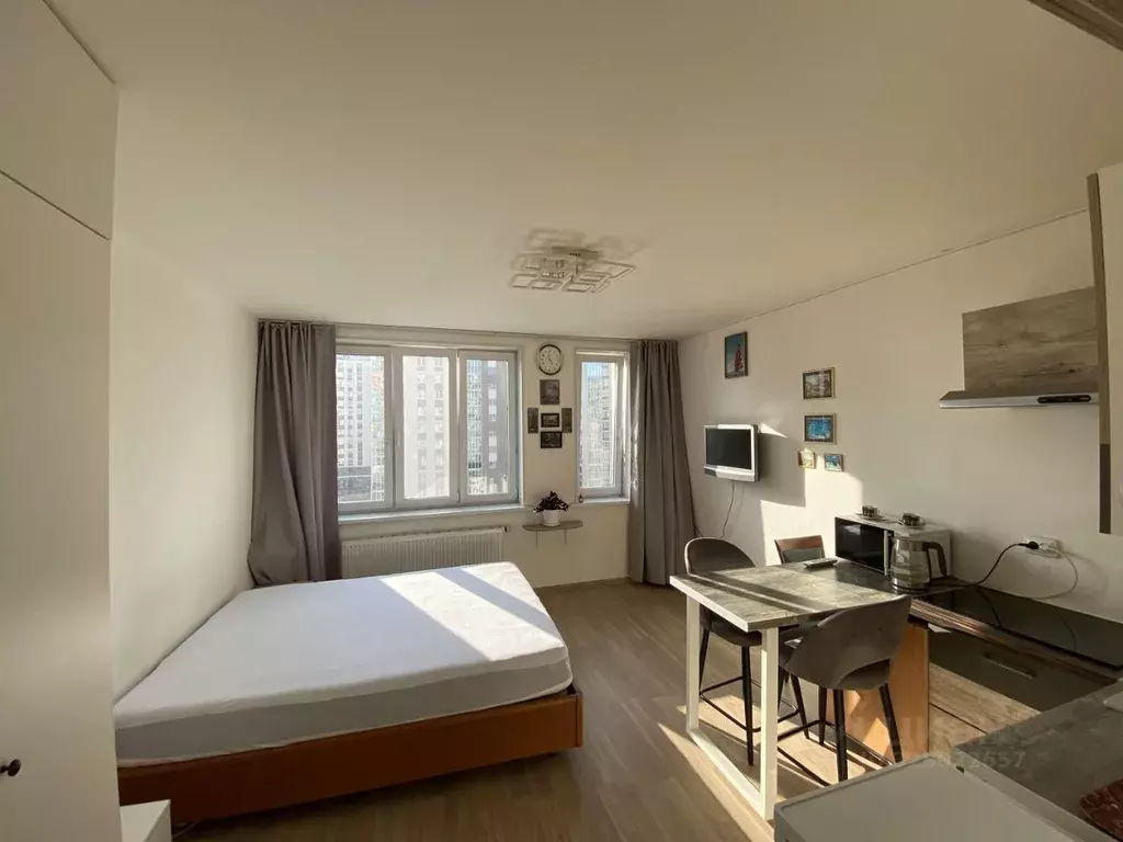 Студия Свердловская область, Екатеринбург ул. Академика Парина, 41 ... - Фото 1