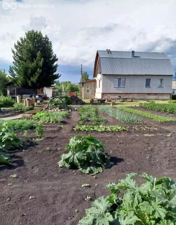 Дом в село Берёзово, улица Цеолитчиков (250 м) - Фото 1