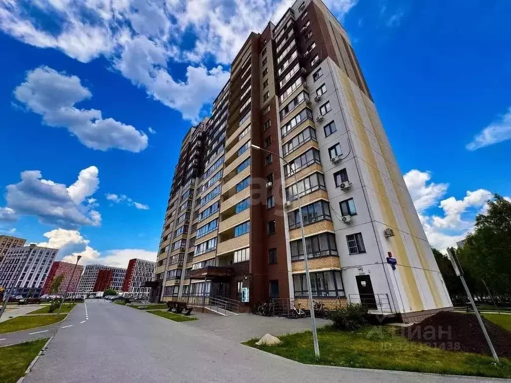 2-к кв. Тюменская область, Тюмень ул. Новоселов, 107к2 (42.2 м) - Фото 1