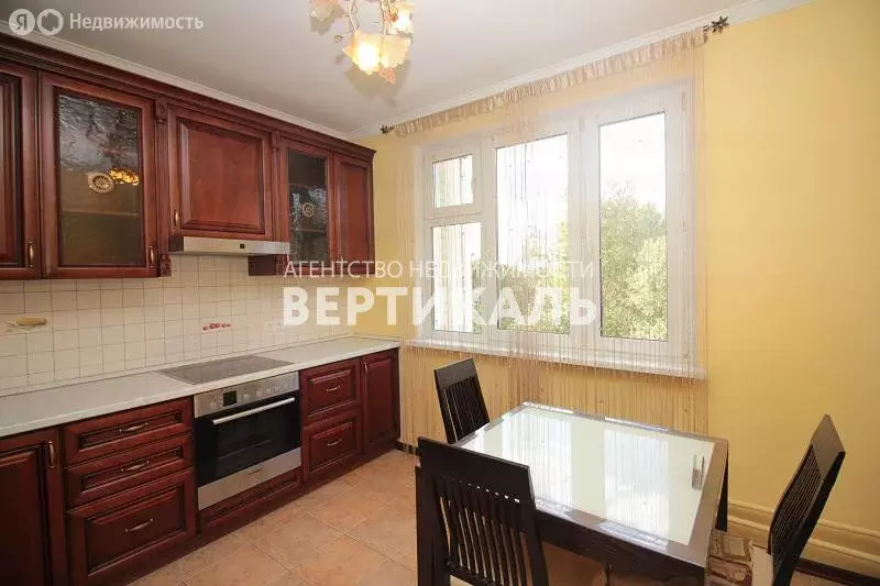 3-комнатная квартира: Москва, Варшавское шоссе, 51к3 (82 м) - Фото 0