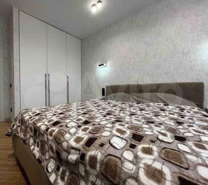 1-к. квартира, 46 м, 3/24 эт. - Фото 0