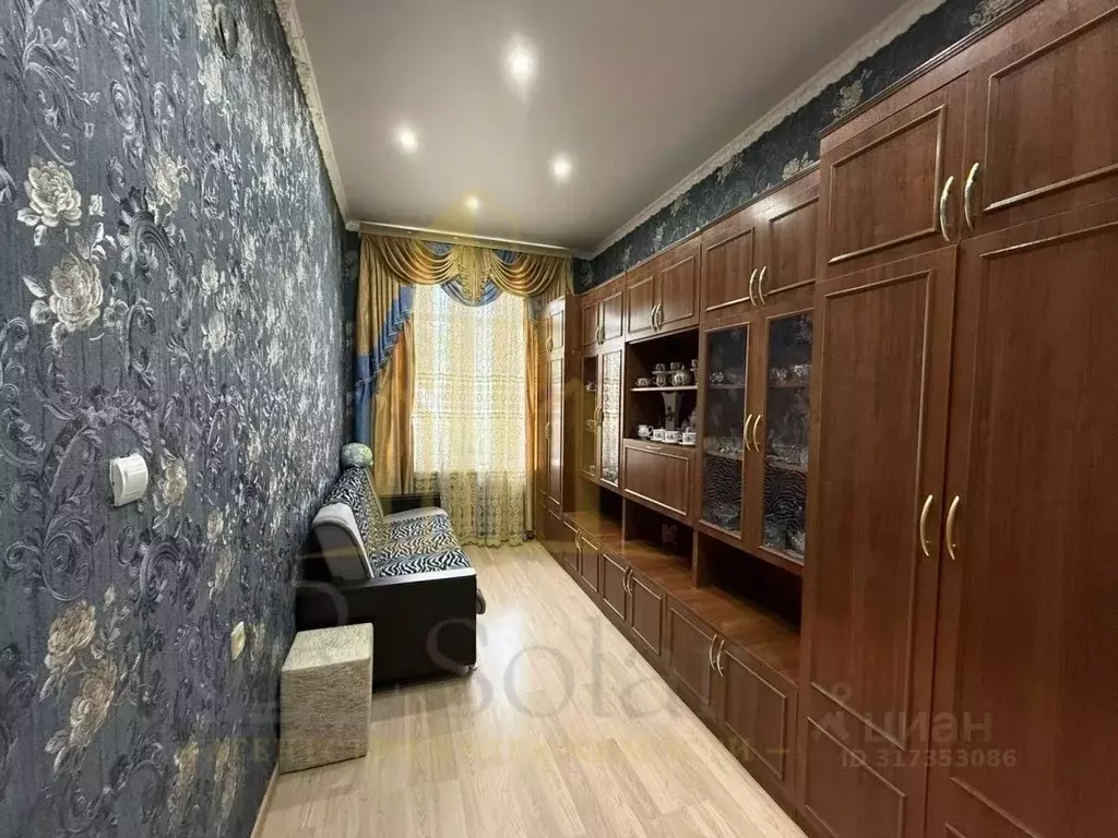 2-к кв. Башкортостан, Уфа Интернациональная ул., 107 (40.0 м) - Фото 1