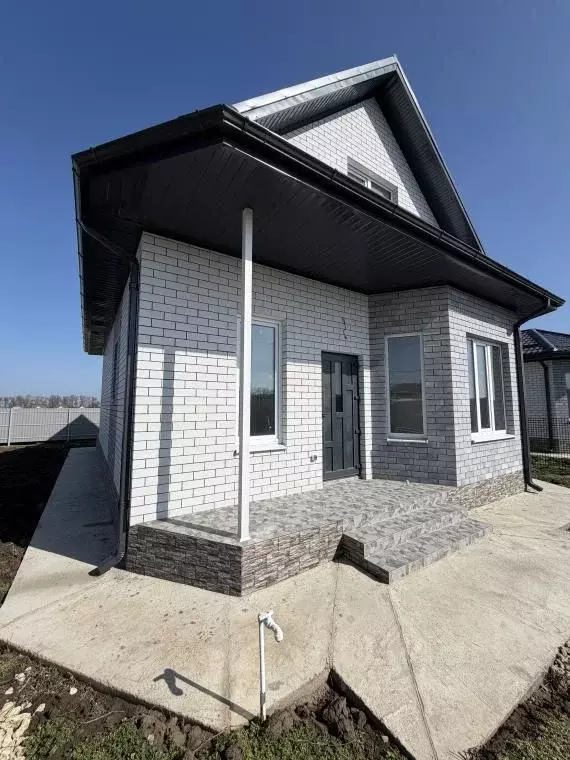 Дом в Краснодарский край, Темрюк ул. Шевченко, 59А (137 м) - Фото 1