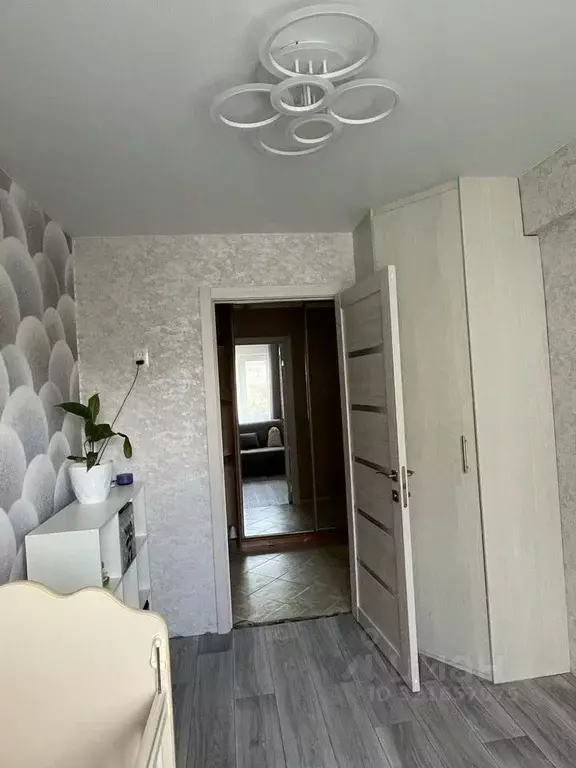 3-к кв. Омская область, Омск ул. Химиков, 20А (55.4 м) - Фото 2