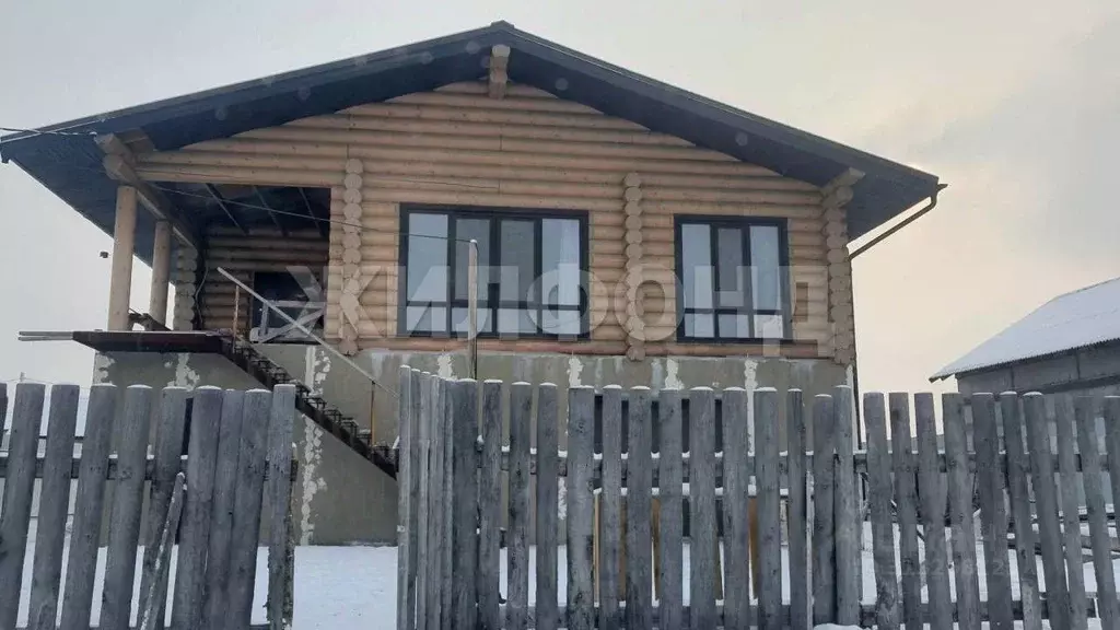 Дом в Хакасия, Абакан ул. Изумрудная (213 м) - Фото 1