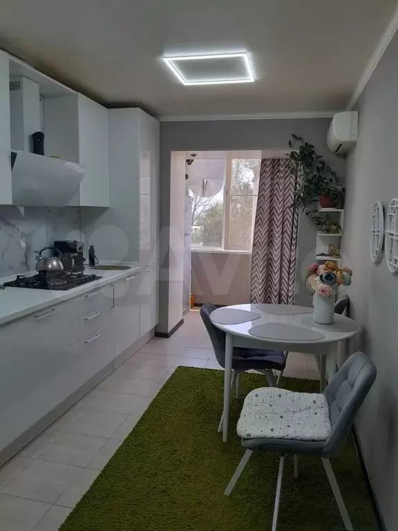 3-к. квартира, 71 м, 4/5 эт. - Фото 0