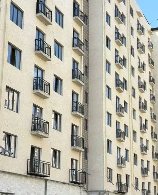 2-к кв. Кабардино-Балкария, Нальчик Кабардинская ул., 202 (78.0 м) - Фото 1