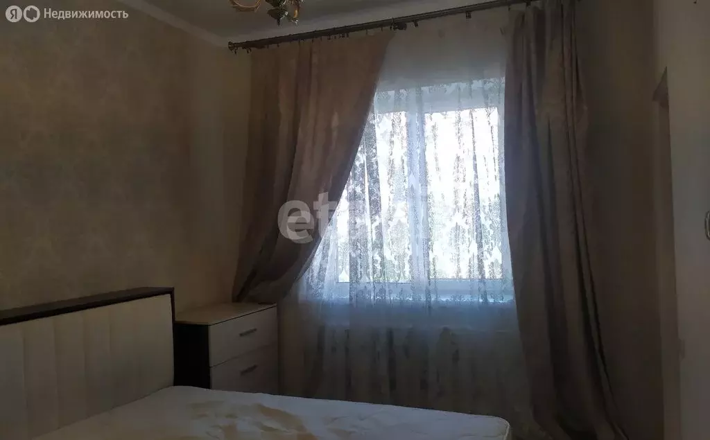 2-комнатная квартира: Симферополь, Петропавловская улица, 5 (58 м) - Фото 2