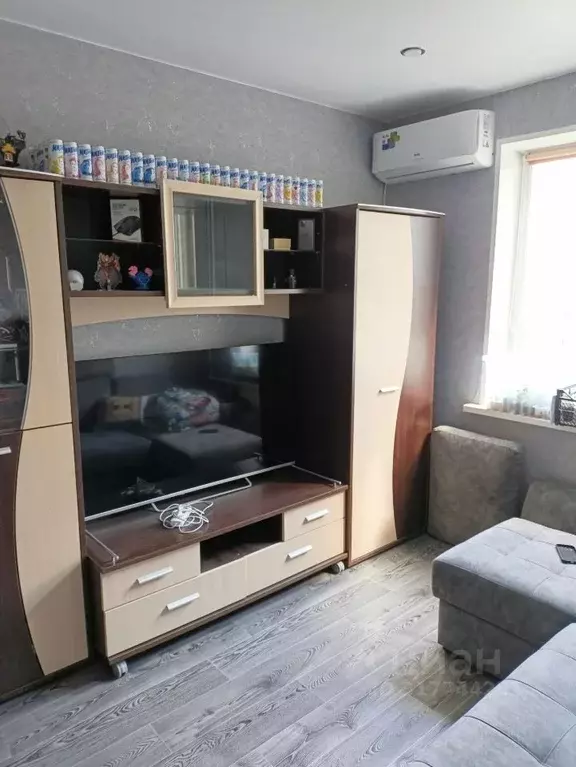 3-к кв. Омская область, Омск ул. Дианова, 18к1 (69.5 м) - Фото 0