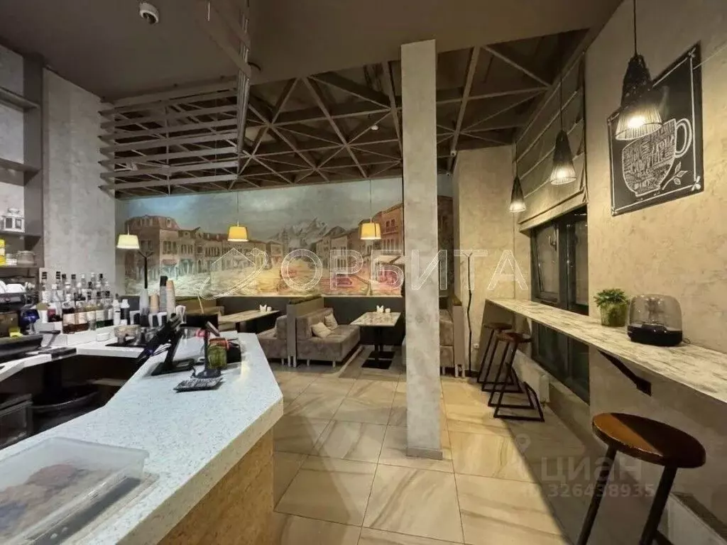 Помещение свободного назначения в Тюменская область, Тюмень ул. ... - Фото 1