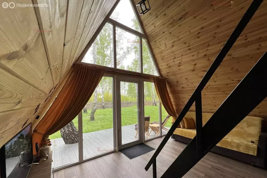 Дом в посёлок городского типа Белоярский, Берёзовая улица, 6Б (49 м) - Фото 0