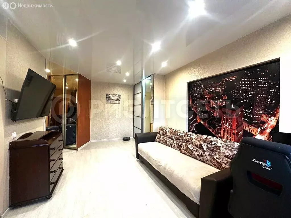 2-комнатная квартира: Мурманск, улица Пищевиков, 8 (45.7 м) - Фото 1