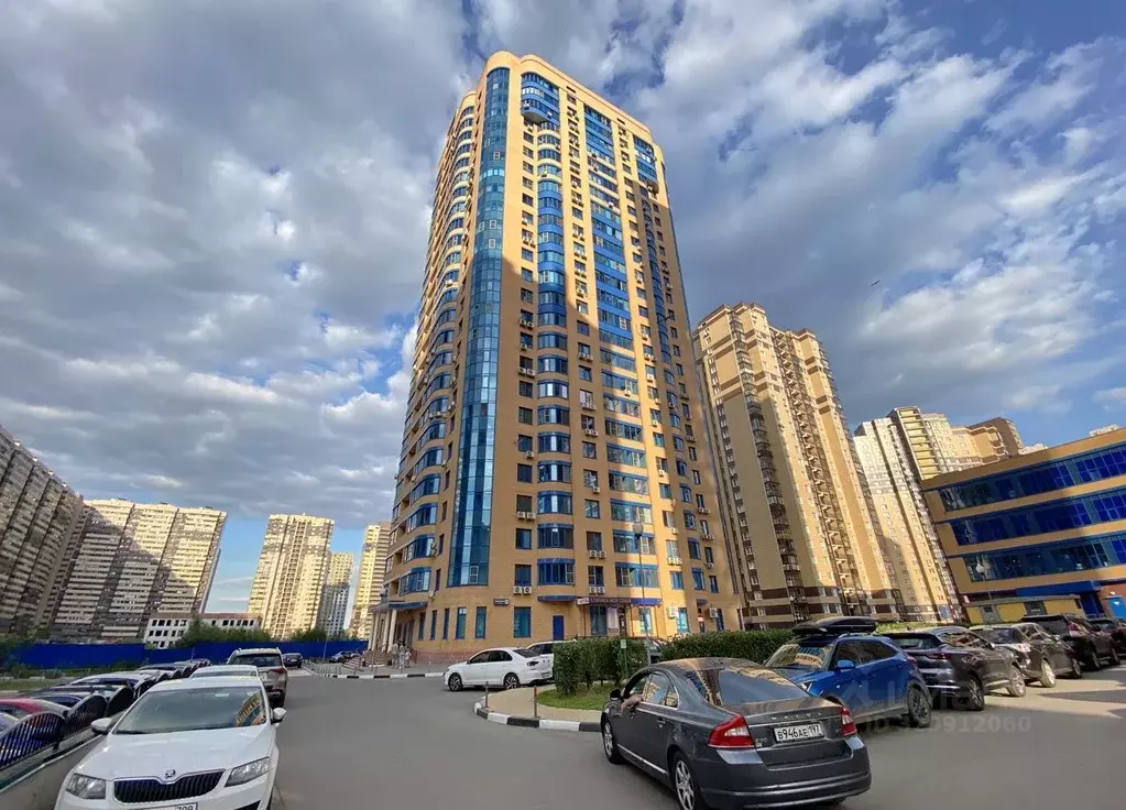 2-к кв. Московская область, Реутов Юбилейный просп., 59 (76.0 м) - Фото 1